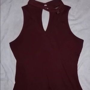 burgundy cut out tank top